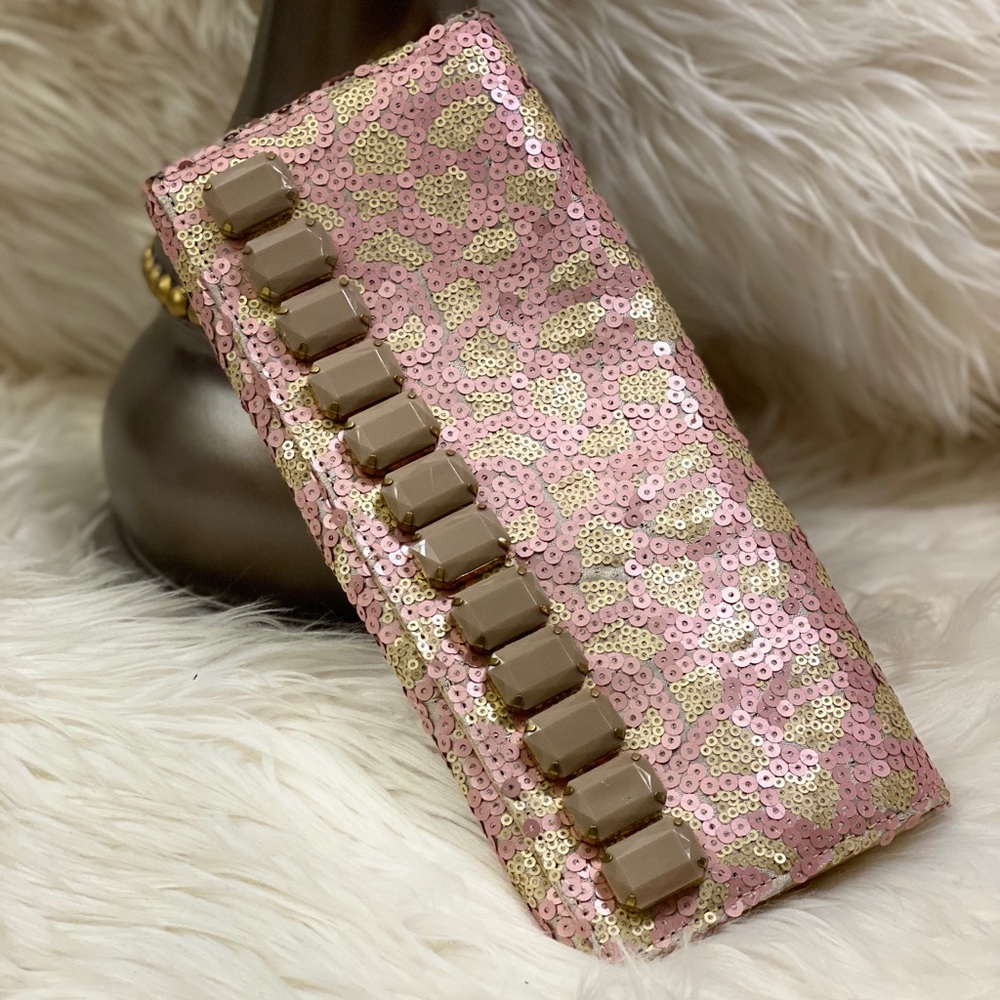 Deux lux jeweled/ sequin clutch